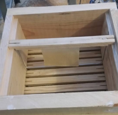 delon_frame_mitchell2.jpg (67089 bytes)